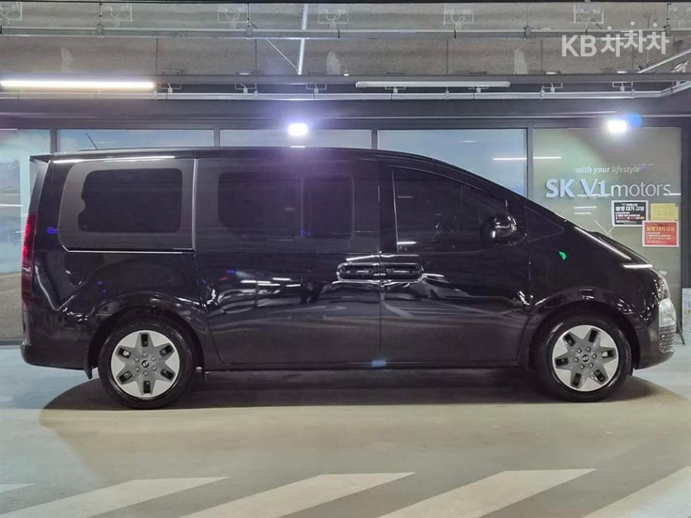 Hyundai Staria2.2 Tourer 9 AWD Modern - 3