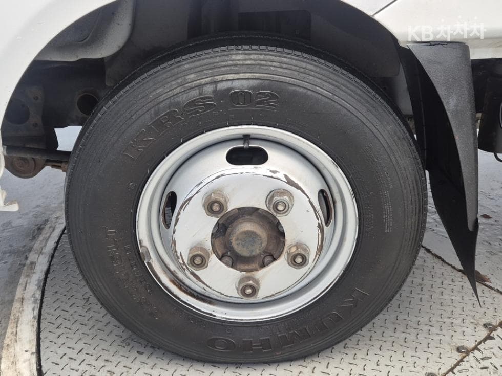 Киа Бонго 3 (лек)1.2Тон Удължено междуосие Королевска кабина CRDi Престиж - 5