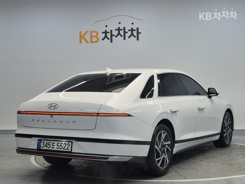 Хюндай Ди Всеново Grandeur (Azera)3.5 Бензин 2WD Exclusive - 3