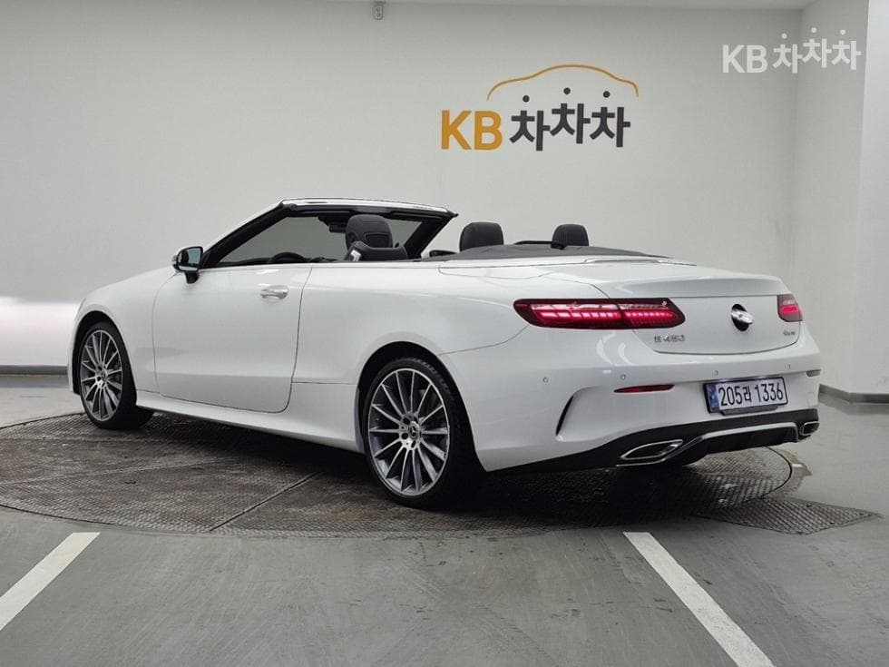 Mercedes-Benz E-Клас (W213)E450 4MATIC Carbriolet Стандартен - 3