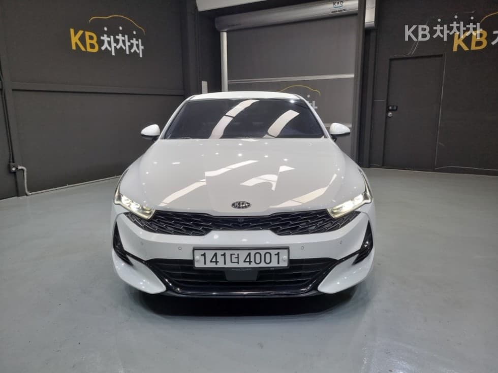 Киа K5 3-토 поколение 2.0 Бензин Signature - Image 1