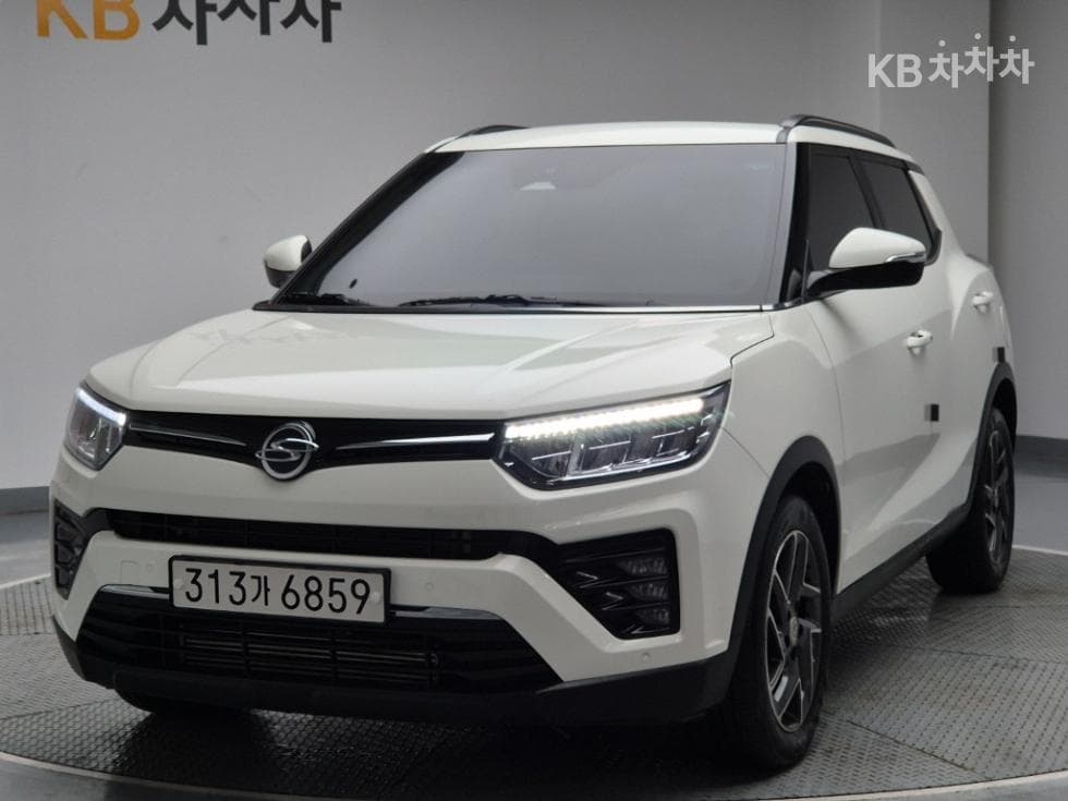 КейДжи Мобилити Very New (фацелит/обновяване) Тиволи Бензин V3 2WD Стандартен - Image 1