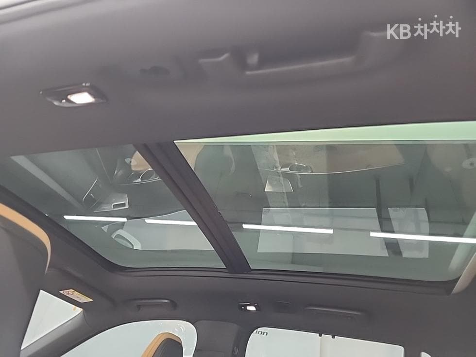 Volvo All New XC90B6 Ultimate Bright - 14