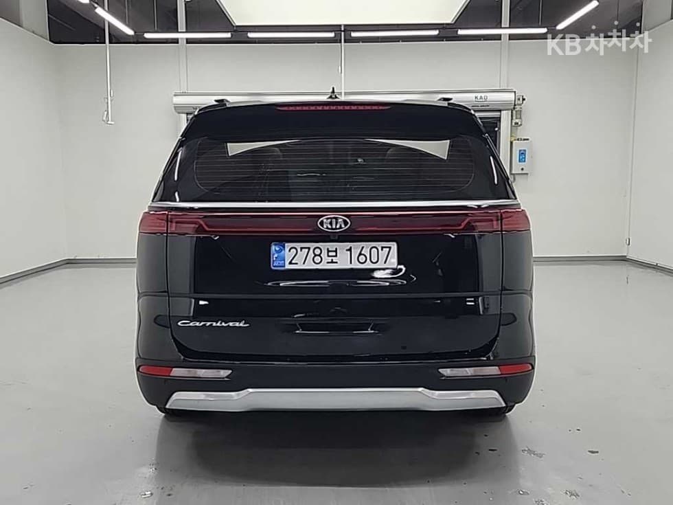 Kia Carnival 4th generationD2.2 9-seater Noblesse - 3