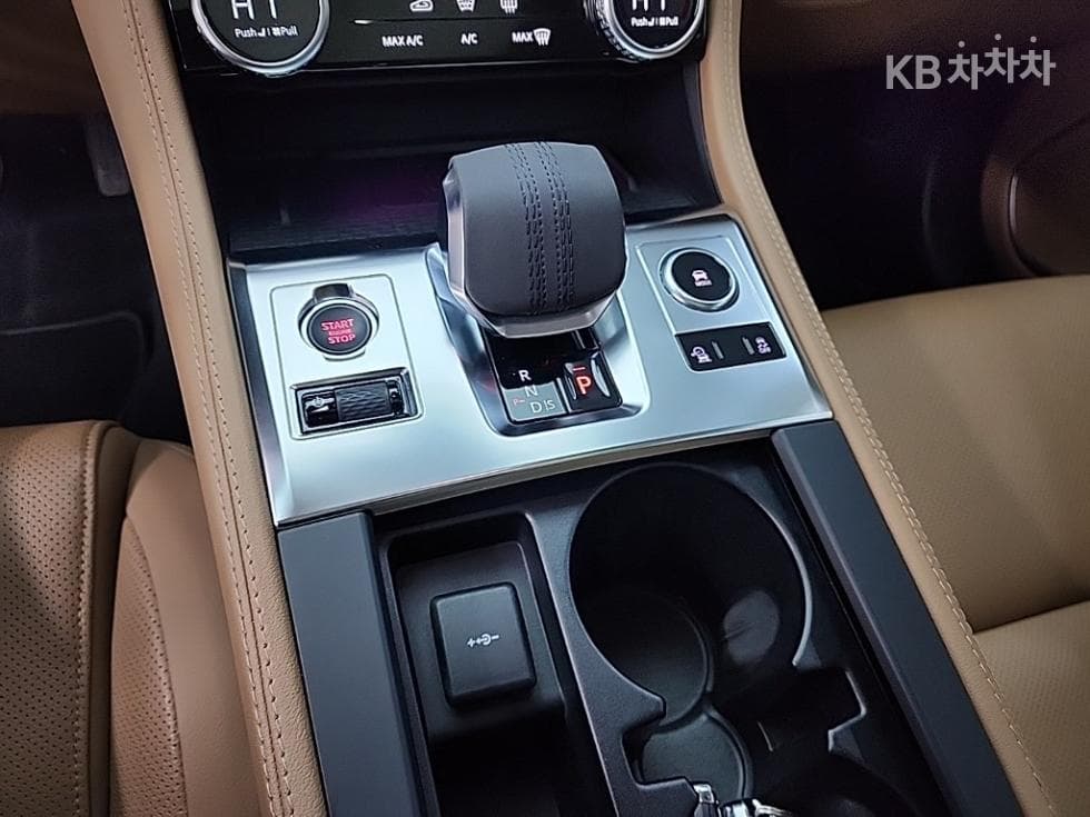 Jaguar F-PACED200 S - 8