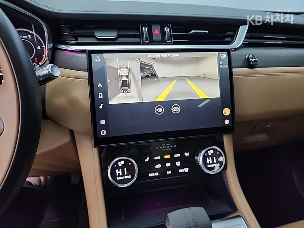 Jaguar F-PACED200 S - 10