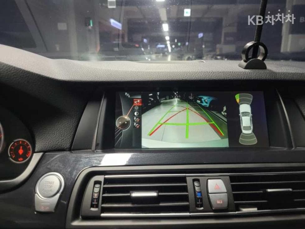 BMW Нов5 Серия520d xDrive F10 - 6