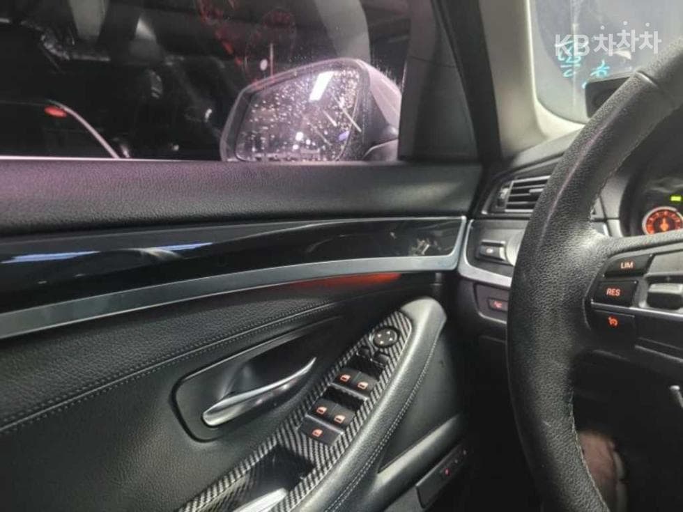 BMW Нов5 Серия520d xDrive F10 - 7