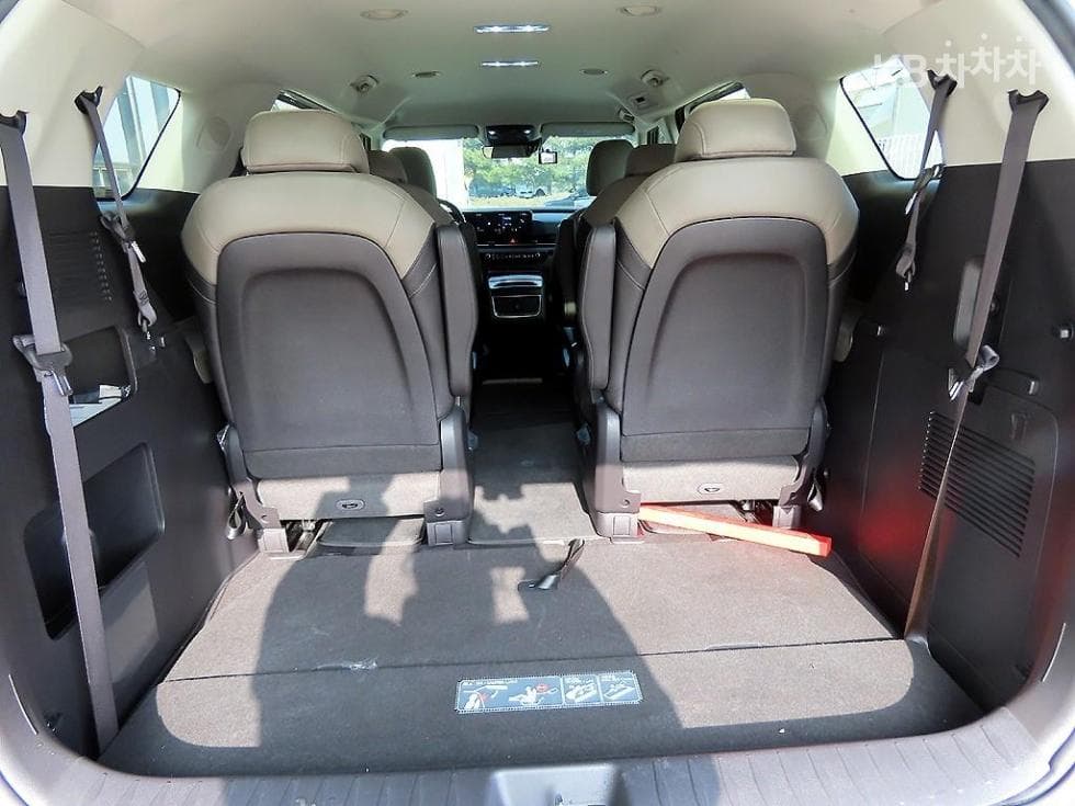 Киа The New (фейслифт) Канивал 4-то поколениеD2.2 9-местен Престиж - 18