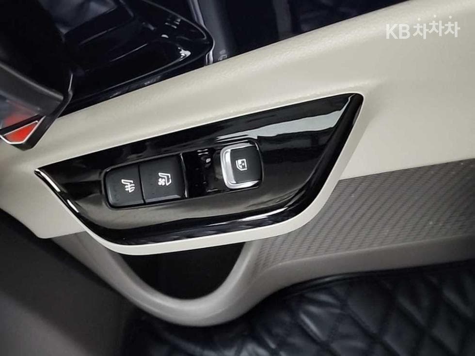 Kia Carnival 4th generationG3.5 GDI 7-seater (Limousine) Signature - 14
