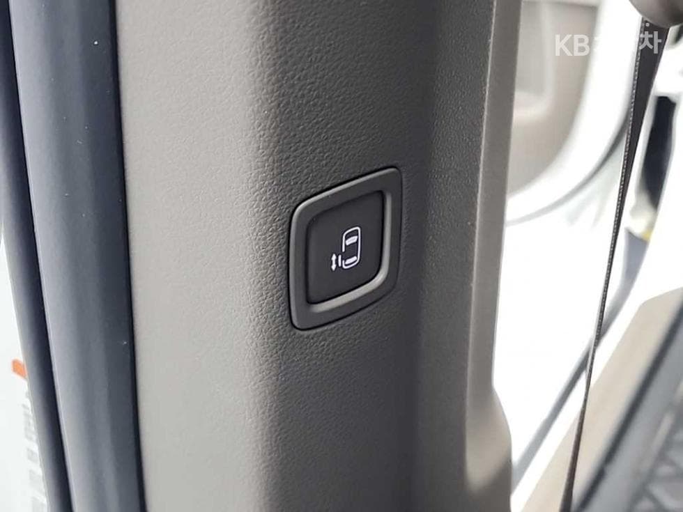 Kia Carnival 4th generationG3.5 GDI 7-seater (Limousine) Signature - 16