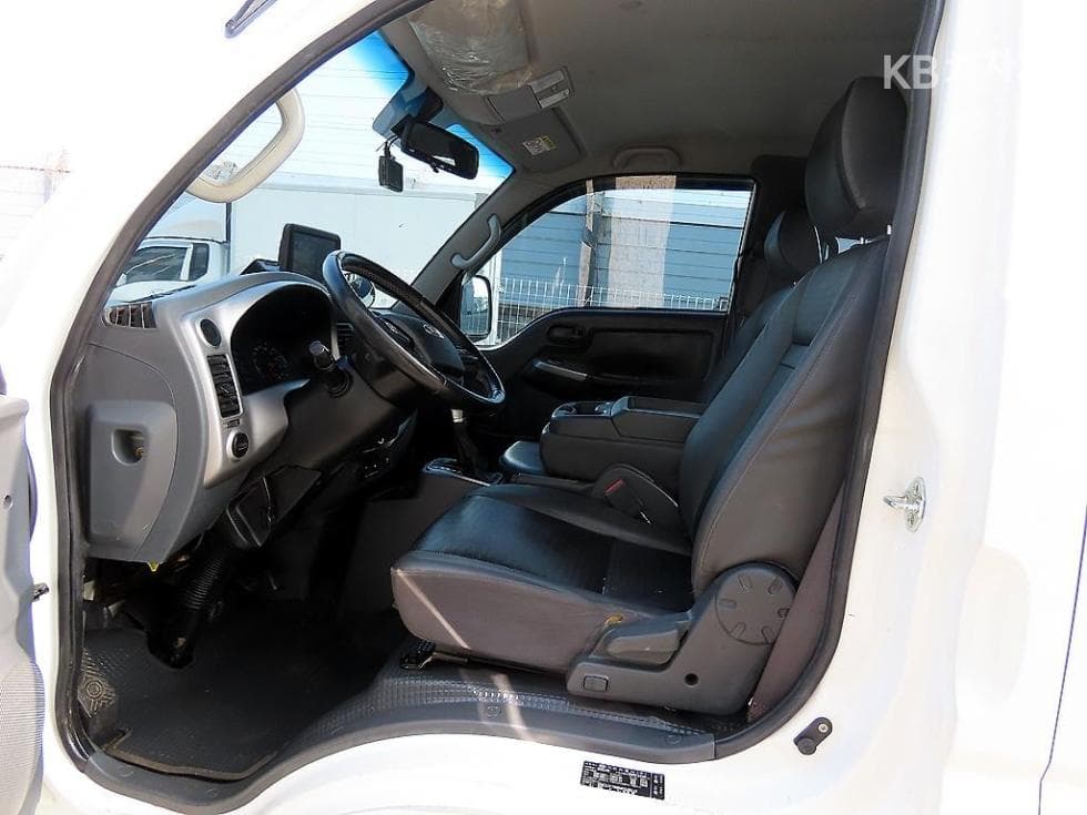 Киа The New (фейслифт) Бонго 3 (лек)1 тон Двойна Кабина Удължено междуосие 2WD GL - 6