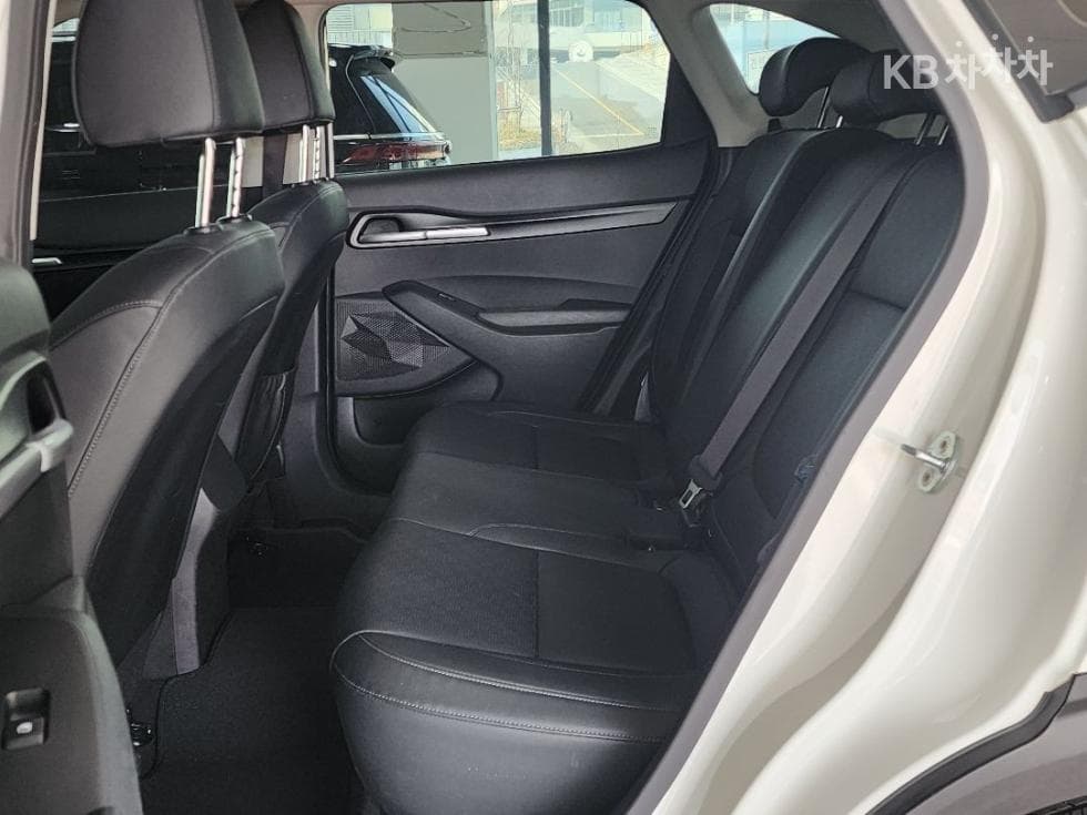 Kia Seltos1.6 Gasoline Turbo 2WD Prestige - 20