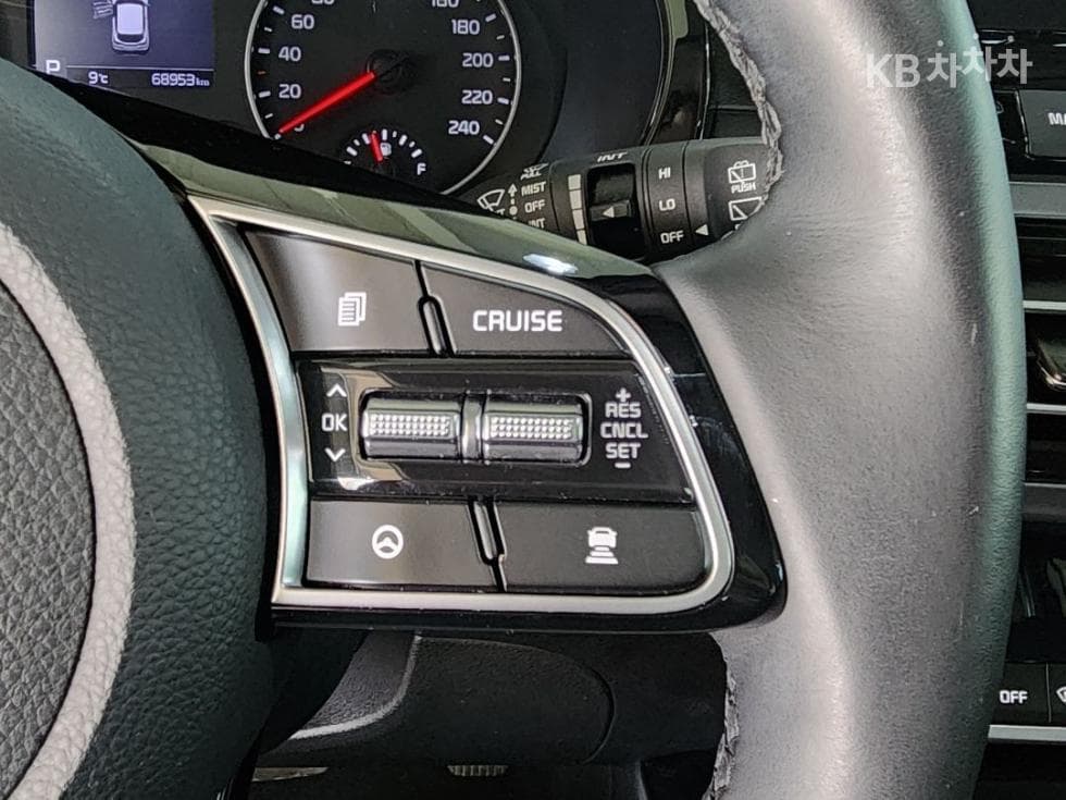 Kia Seltos1.6 Gasoline Turbo 2WD Prestige - 10