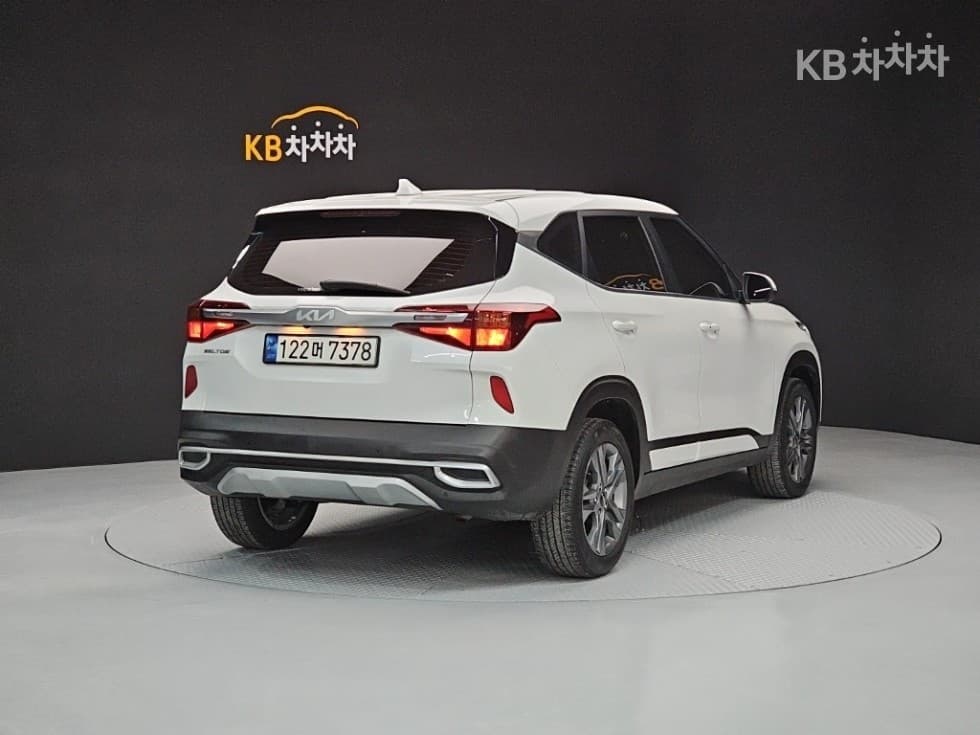 Kia Seltos1.6 Gasoline Turbo 2WD Prestige - 3