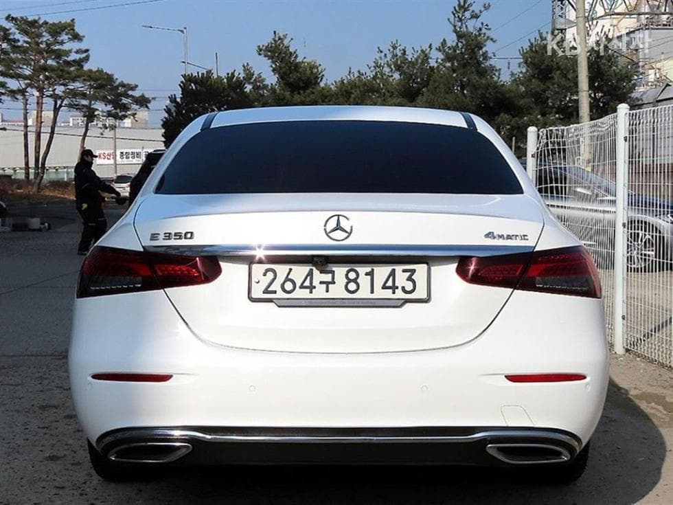 Mercedes-Benz E-Клас (W213)E350 4MATIC Avantgarde - 4