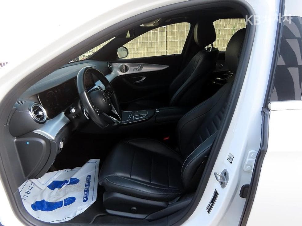 Mercedes-Benz E-Клас (W213)E350 4MATIC Avantgarde - 5