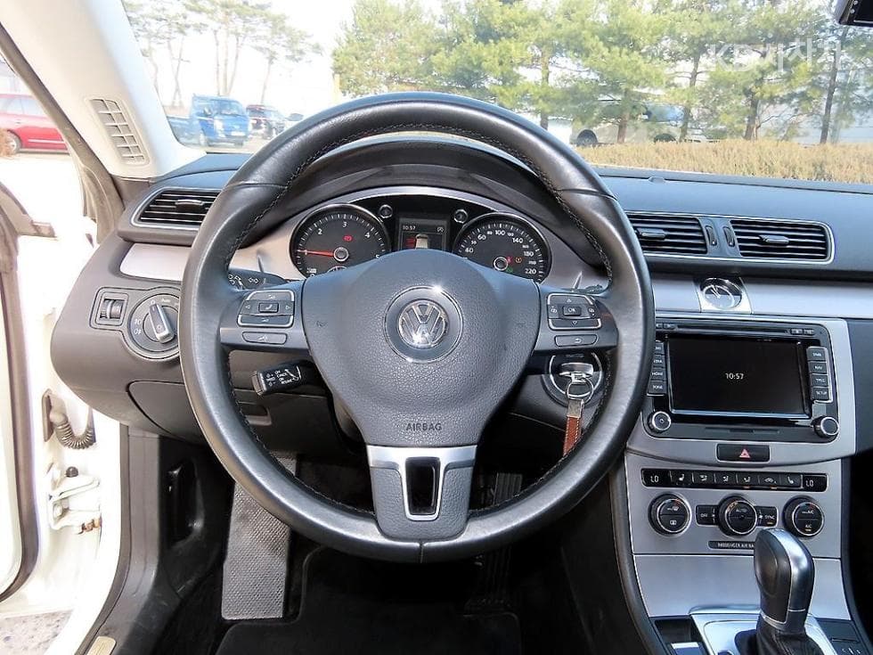 Volkswagen Нов CC2.0 Турбо Дизел Инжекция BlueMotion - 8