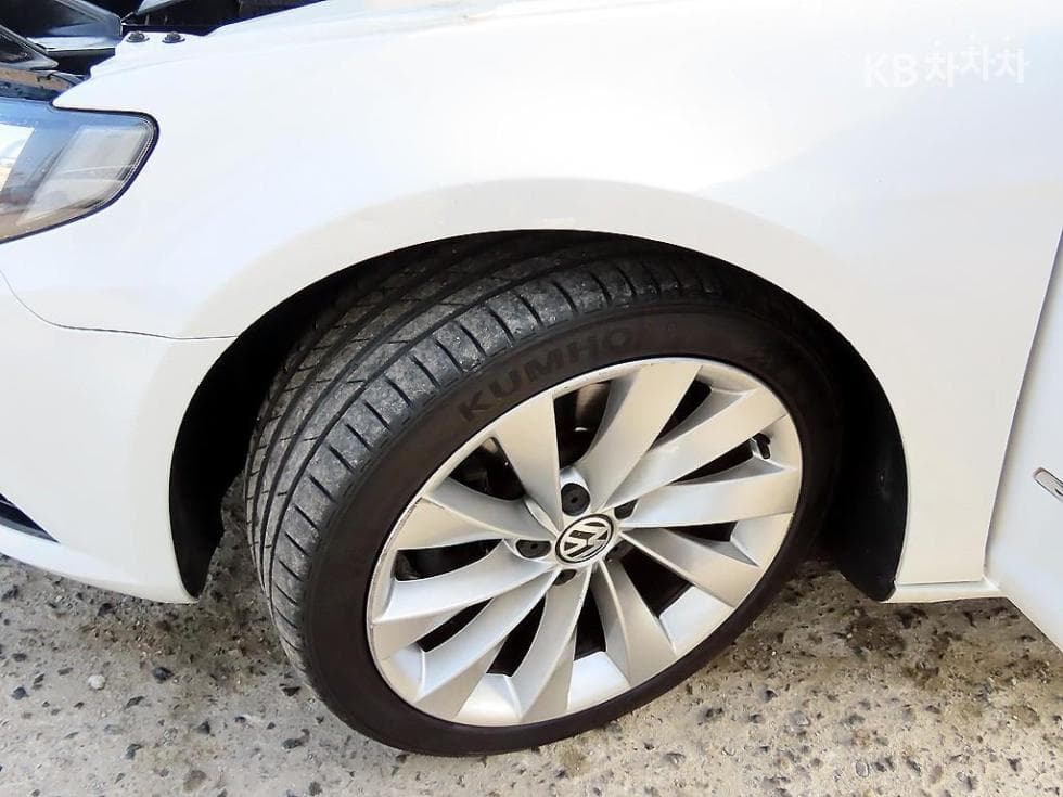 Volkswagen Нов CC2.0 Турбо Дизел Инжекция BlueMotion - 18