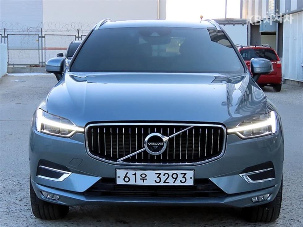 Volvo XC60 T6 AWD 3.0 - Image 1