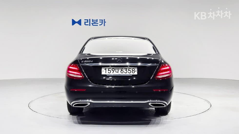 Mercedes-Benz E-Клас (W213)E220d Avantgarde - 3