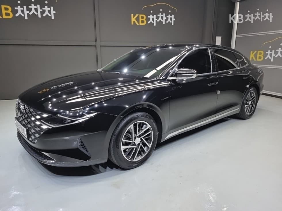 Хюндай The New (фейслифт) Grandeur (Azera)LPi 3.0 Рент-а-кар Premium - 2