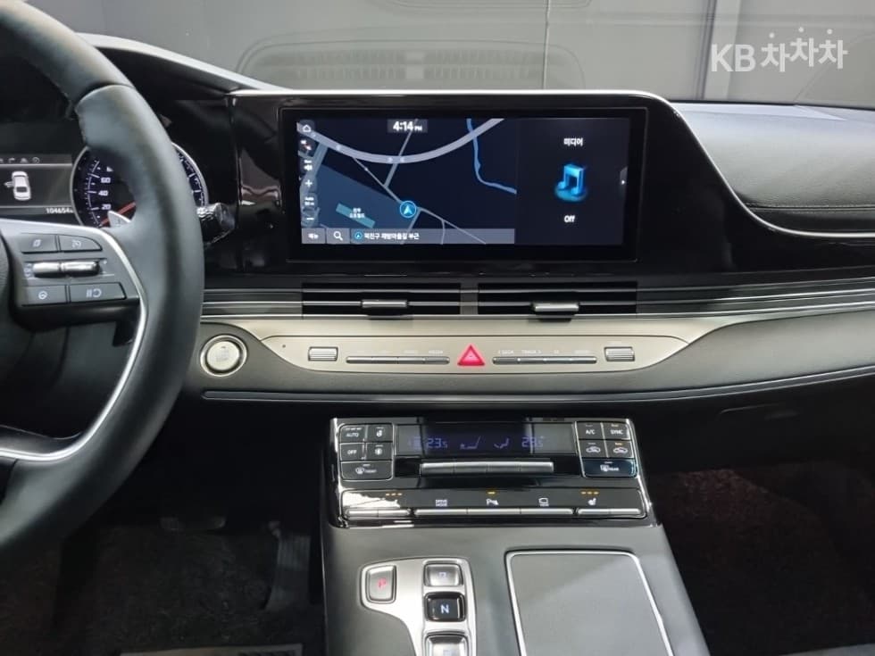 Хюндай The New (фейслифт) Grandeur (Azera)LPi 3.0 Рент-а-кар Premium - 8