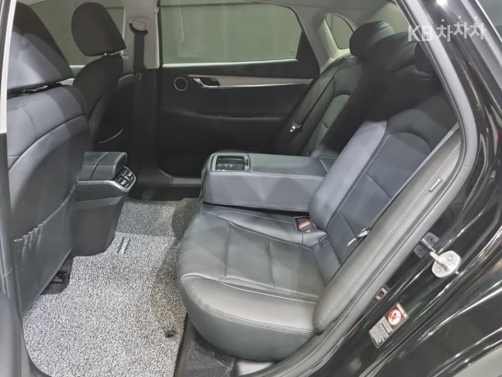 Хюндай The New (фейслифт) Grandeur (Azera)LPi 3.0 Рент-а-кар Premium - 18