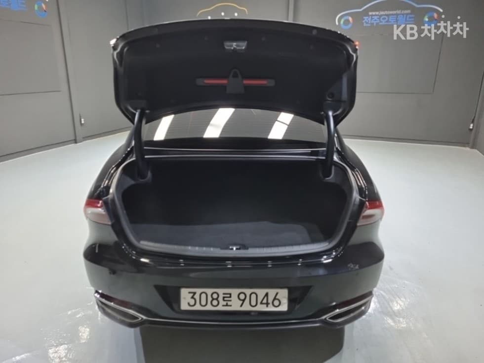 Хюндай The New (фейслифт) Grandeur (Azera)LPi 3.0 Рент-а-кар Premium - 19