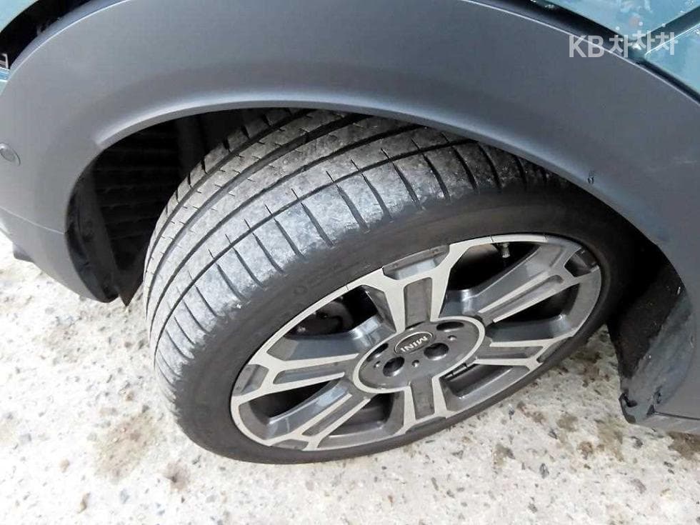 Мини Countryman (F60)2.0 Cooper S Classic All4 Стандартен - 19