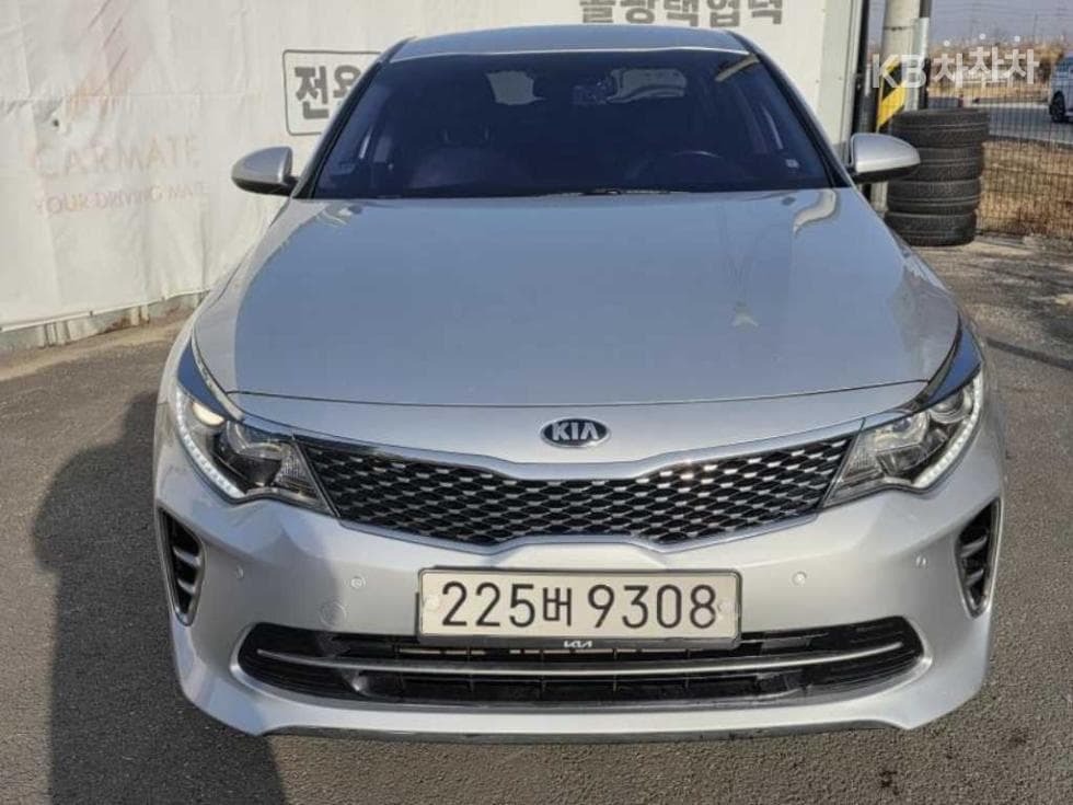 Kia K5 Second generationRental car 2.0 LPI SX Prestige