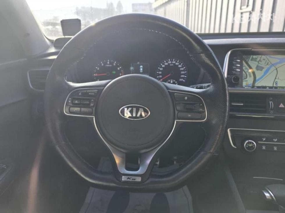 Kia K5 Second generationRental car 2.0 LPI SX Prestige - 8