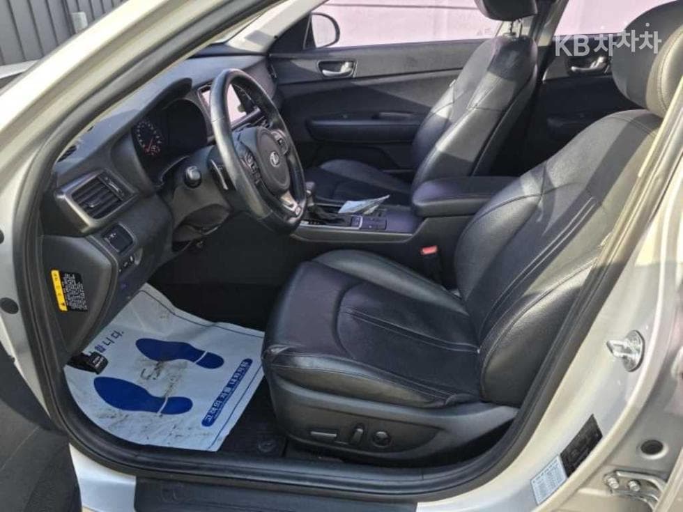 Kia K5 Second generationRental car 2.0 LPI SX Prestige - 9