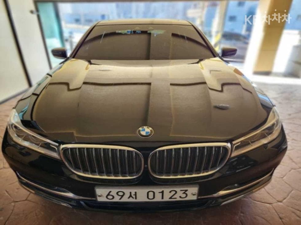 BMW 7시리즈 (G11) 740Li xDrive Стандартен - Image 1