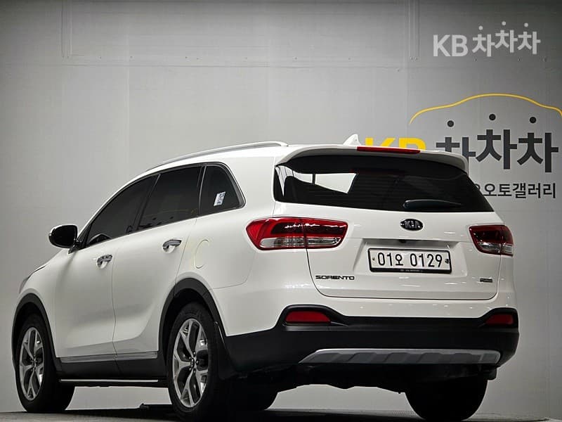 Kia All NewSorentoDiesel 2.0 2WD Prestige - 4