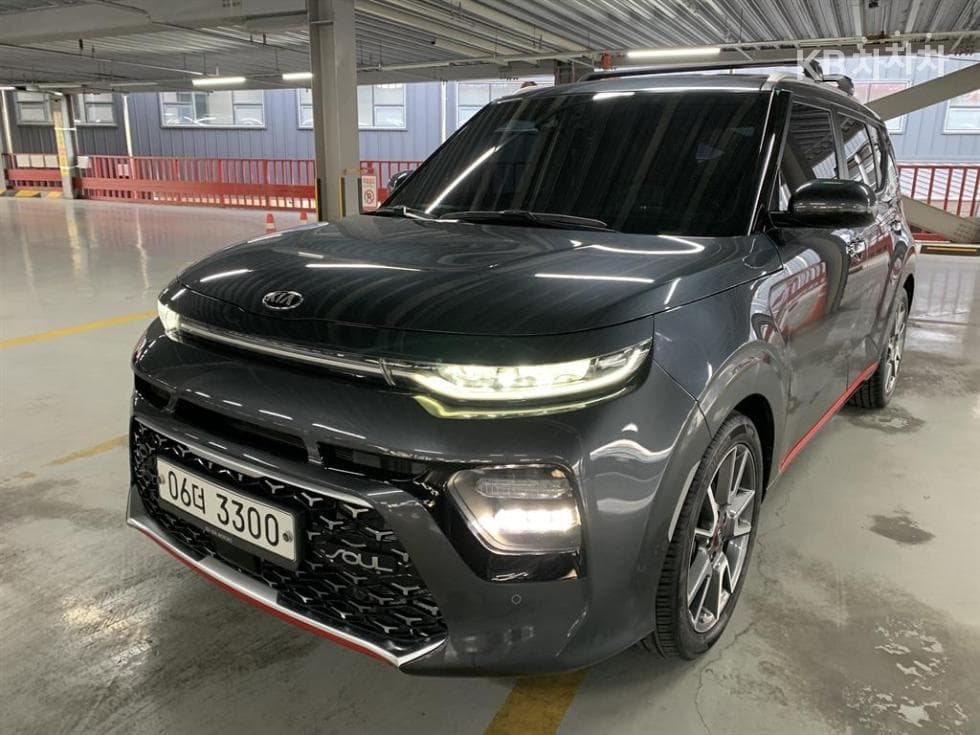 Киа Soul 부스터 1.6 T-GDI Noblesse Специал (специален признак/издание) - Image 1