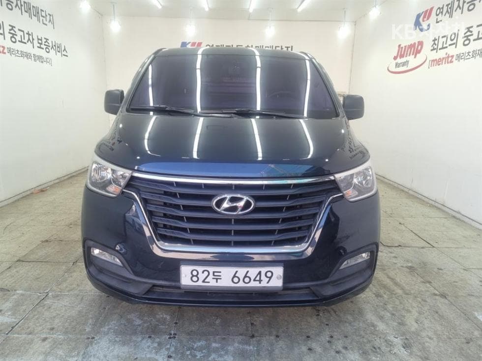 Хюндай The New (фейслифт) 그랜드 Star렉스Ван 5-местен Modern - 3