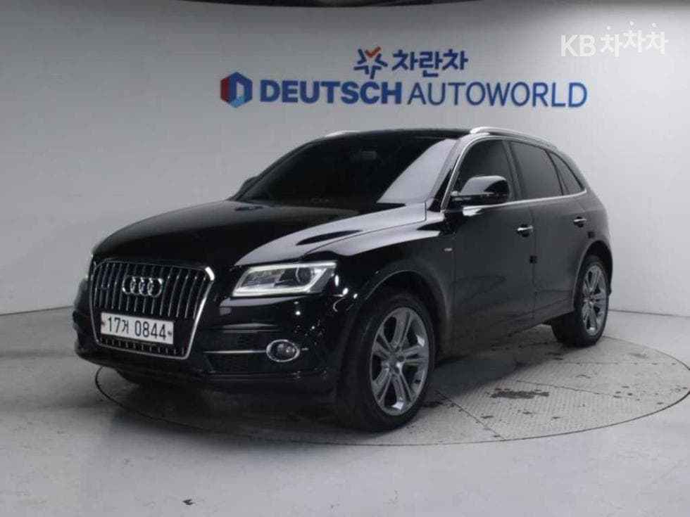 Audi Q5 45 Turbo Diesel Injection 콰트로 8R - Image 1