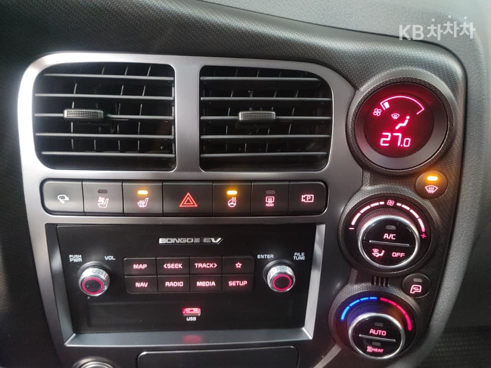 Киа The New (фейслифт) Бонго 3 (лек) EVBox Truck 1 тон 저상형 Королевска кабина Удължено междуосие Стандартен - 10