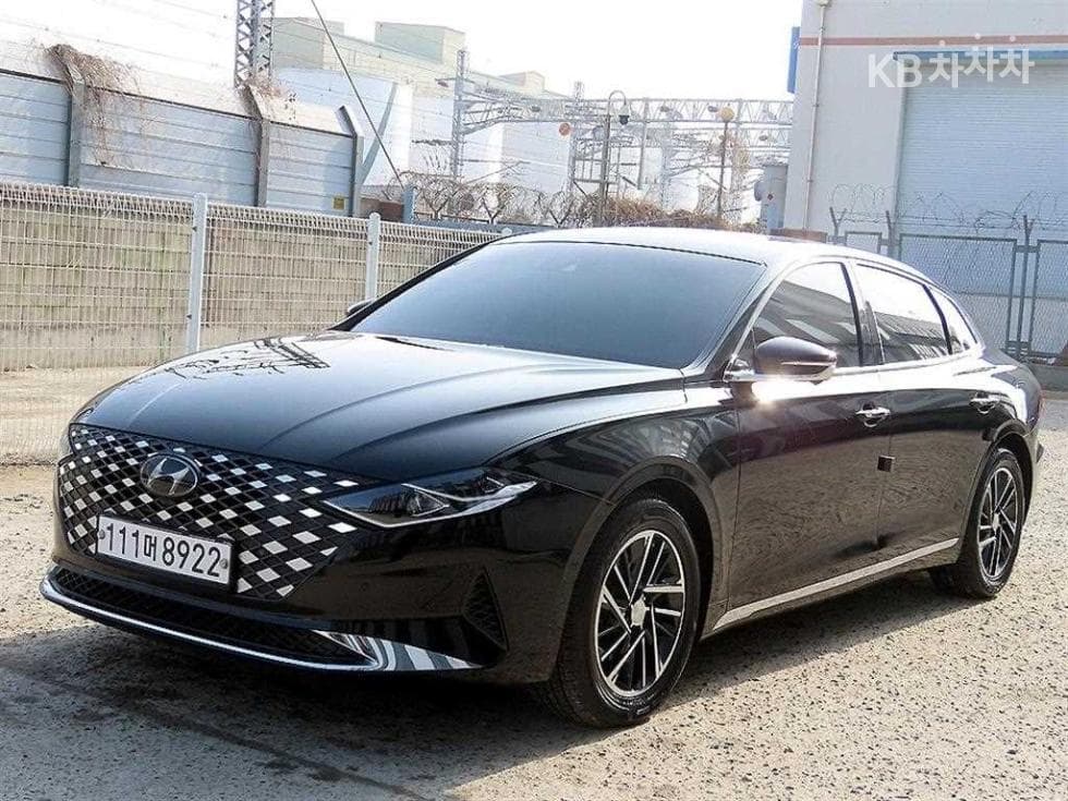 Хюндай The New (фейслифт) Grandeur (Azera) 2.5 Premium 초이스 - Image 1