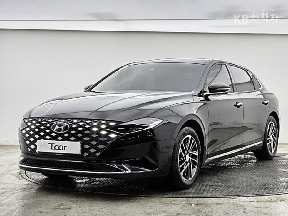 Hyundai The New (facelift) Grandeur (Azera) LPi 3.0 Rental car Modern - Image 1