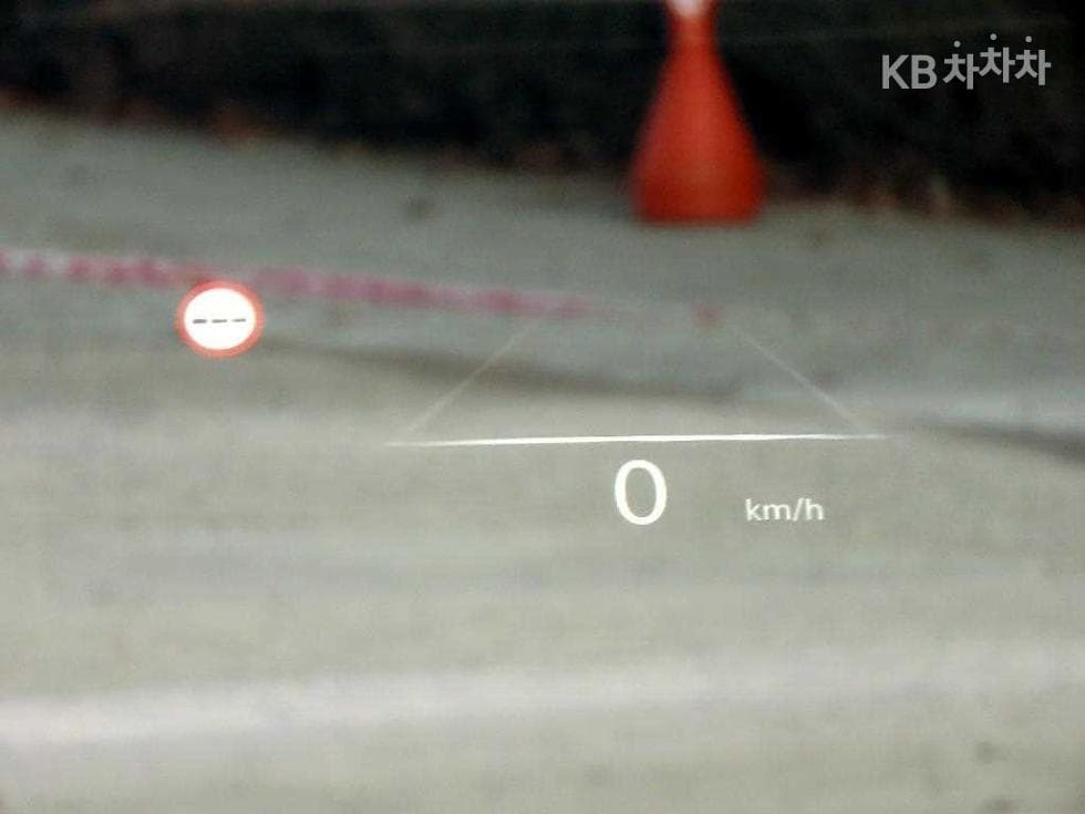 Genesis GV60Standard 2WD Standard - 10