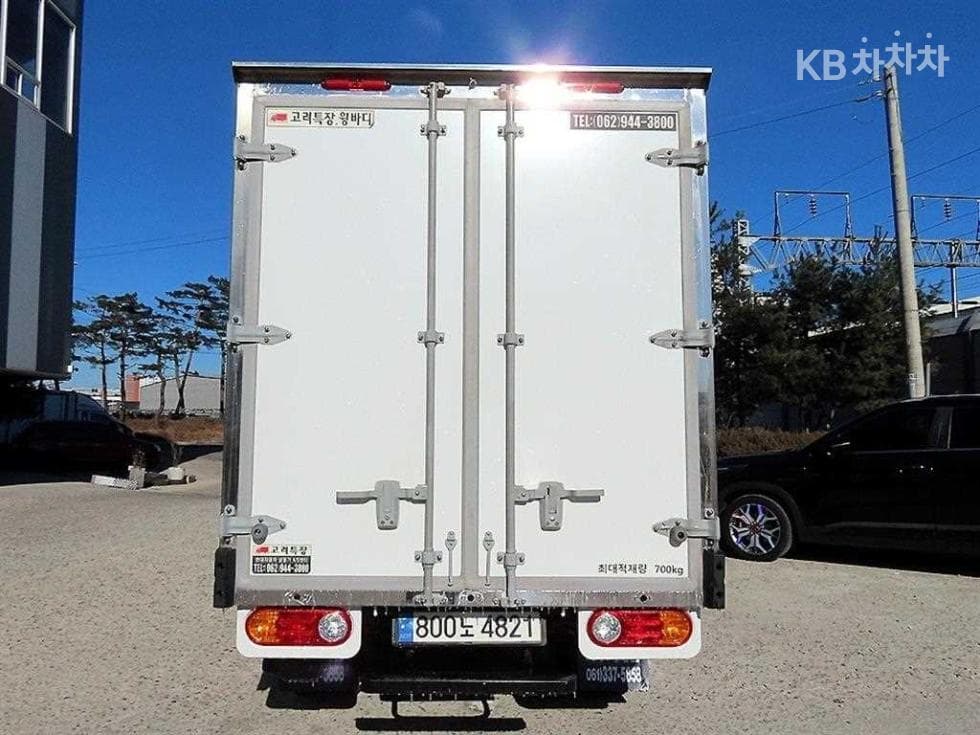 Hyundai Porter 2Extra Long 하이Box Truck Super Cab Smart - 4