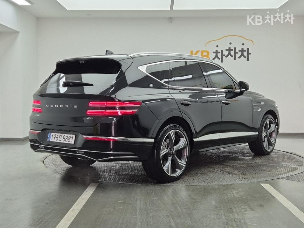 Genesis GV802.5 Turbo Gasoline AWD - 4