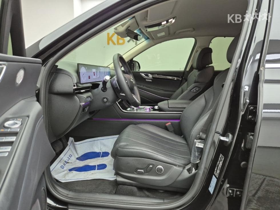 Genesis GV802.5 Turbo Gasoline AWD - 11