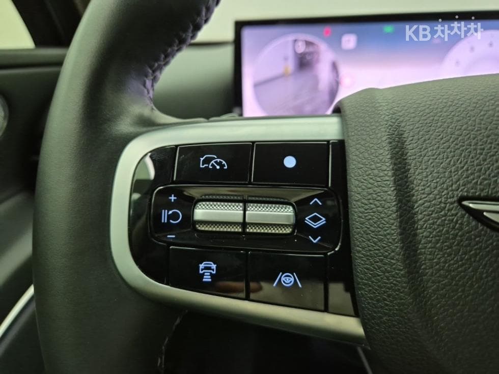 Genesis GV802.5 Turbo Gasoline AWD - 15