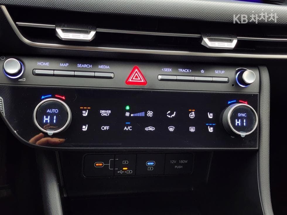 Hyundai Sonata The Edge (Sonata facelift) Hybrid(DN8)2.0 HEV Premium - 13