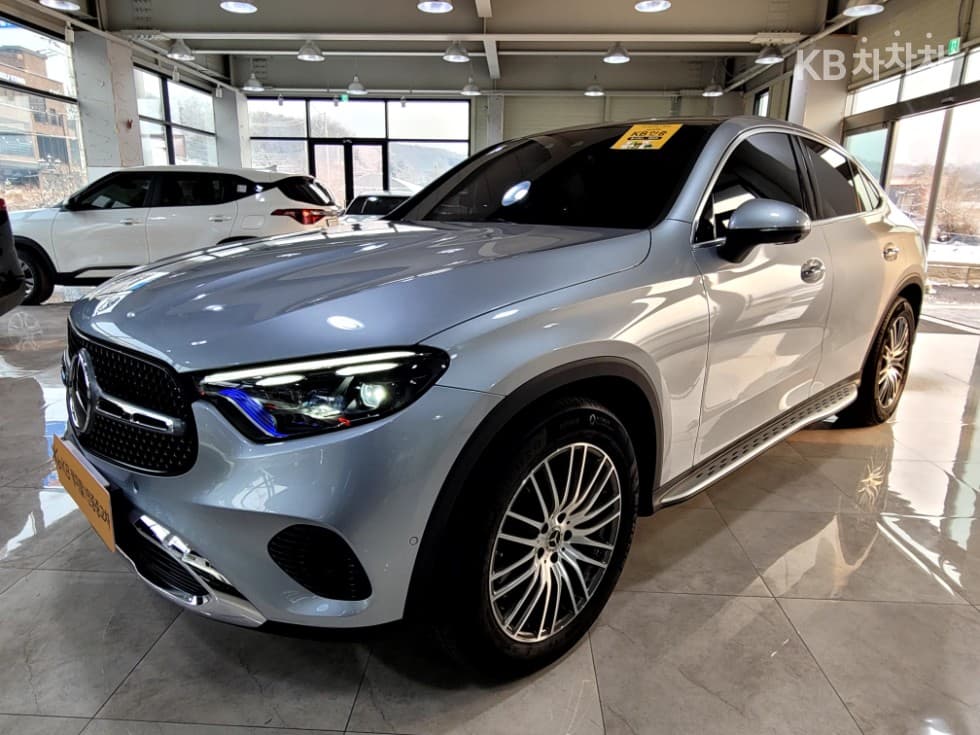 Mercedes-Benz GLC(X254) GLC300 4Matic Coupe Avantgarde - Image 1