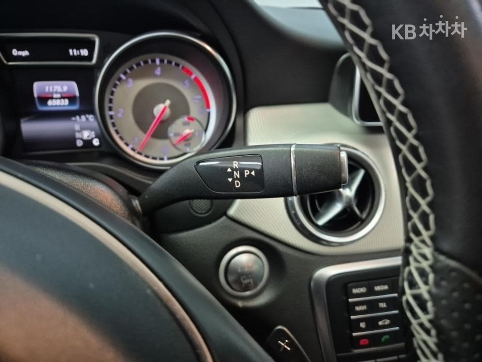 Mercedes-Benz GLA X156GLA200 d 4매틱 - 8