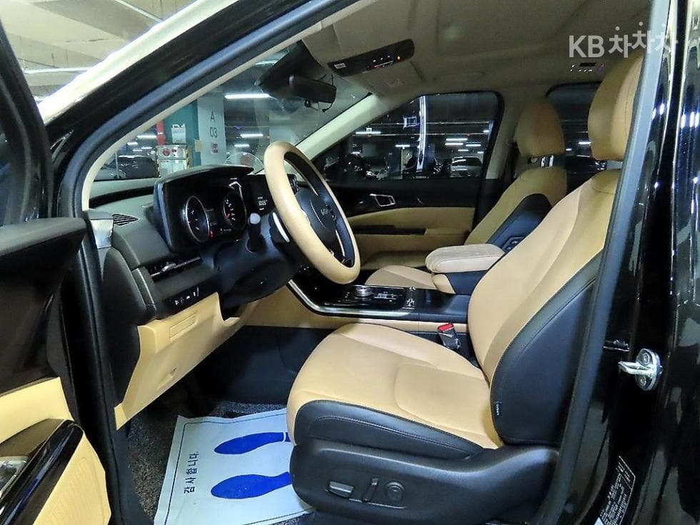 Kia Carnival 4th generationG3.5 GDI 9-seater Noblesse - 6